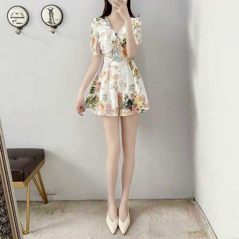 Hàng nhập - Jumpsuit ngắn xô lụa in hoa, bộ jum đùi short nút bọc