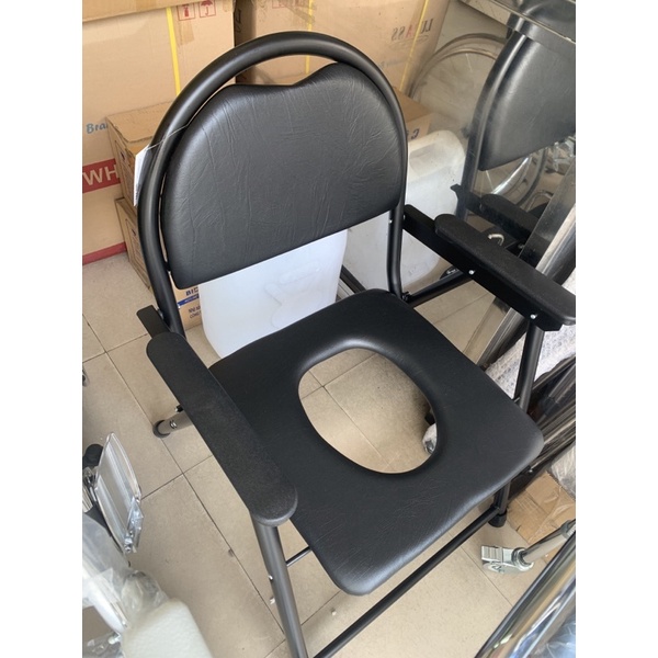 Ghế bô vệ sinh cho người già Lucass G17