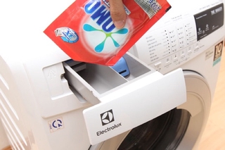 Máy giặt electrolux EWF10744