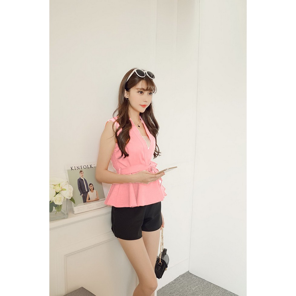 Set bộ áo thun chéo cổ và quần đùi