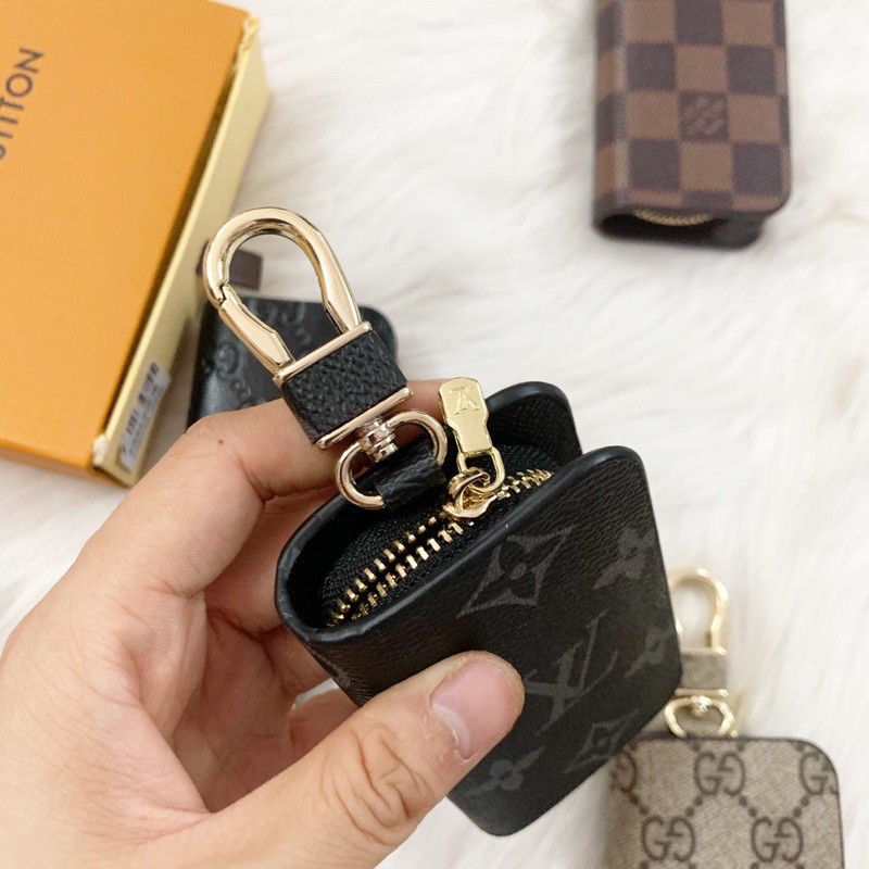 Móc khoá lv hàng đẹp cho cả nam và nữ
