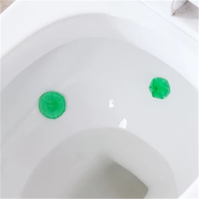 Toilet Gel Cleaner làm sạch khử mùi hiệu quả cho nhà vệ sinh