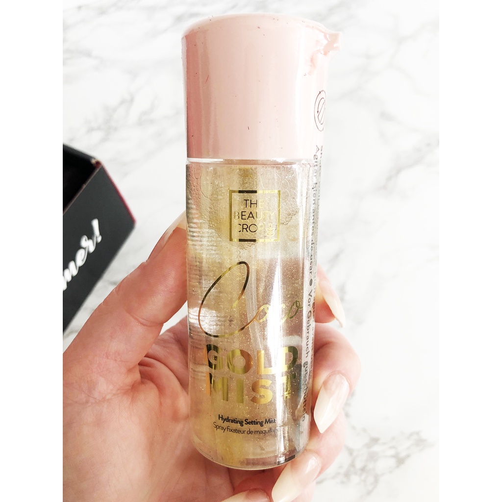Xịt khóa trang điểm The Beauty Crop Coco Gold Mist Hydrating Setting Spray