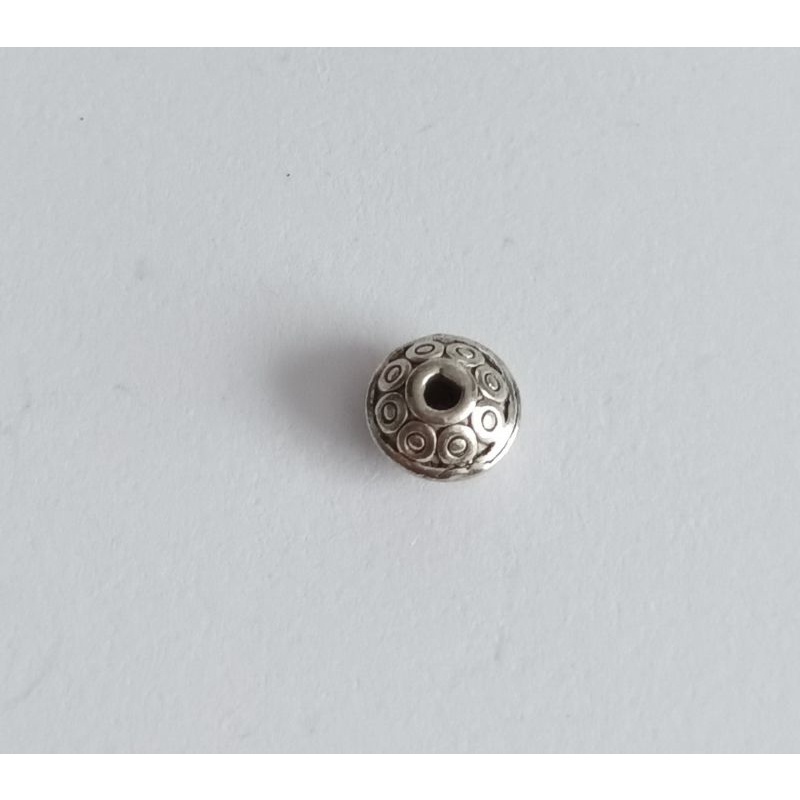 Hạt charm chặn hạt hình tròn dẹt hoạ tiết bạc 925