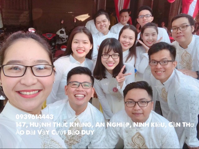 Áo dài nam trắng gấm