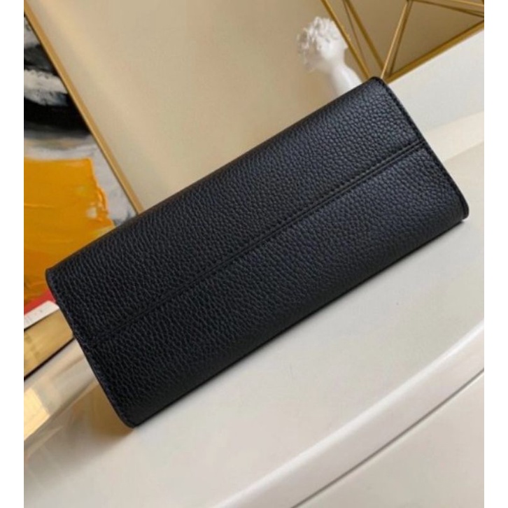 Túi Xách LV Twist Handle Đen Form dáng chuẩn auth.