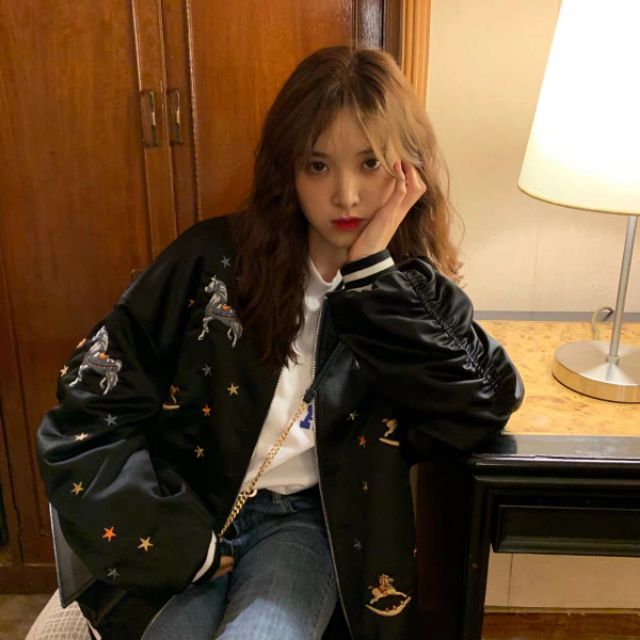 [HÌNH THẬT] Áo khoác nữ form rộng nhún tay dễ thương cá tính - Áo khoác bomber nữ | BigBuy360 - bigbuy360.vn