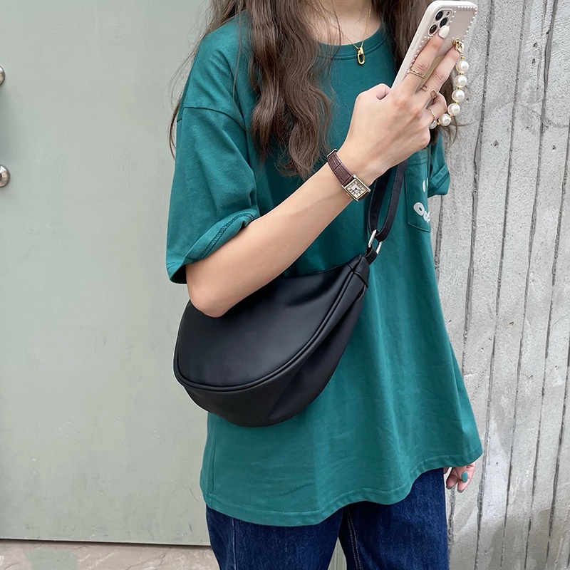 Túi xách nữ đeo chéo dáng thuyền chất liệu da trơn bóng kiểu dáng unisex LK265