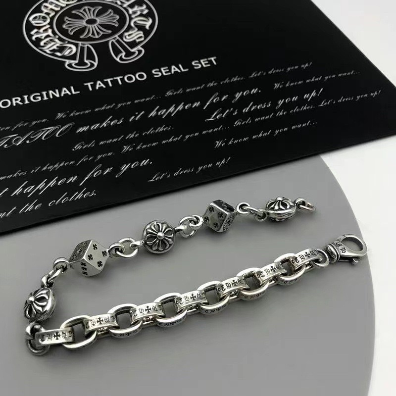 VÒNG TAY CHROME HEART XÚC XẮC THÉP TITAN CH-39 -Vòng Chrome heart nhỏ CH-39/Chrome heart bracelet