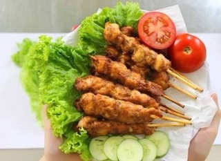 Thịt gà xiên que CP