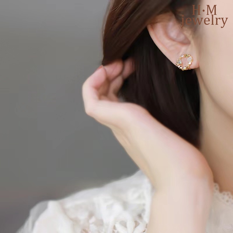 Bông Tai Hình Vòng Hoa Đơn Giản Xinh Xắn Cho Nữ