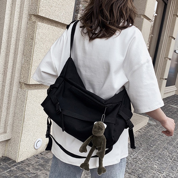 Móc Khóa Treo Balo Chú Ếch Con Hottrend P1944 - LoanTay