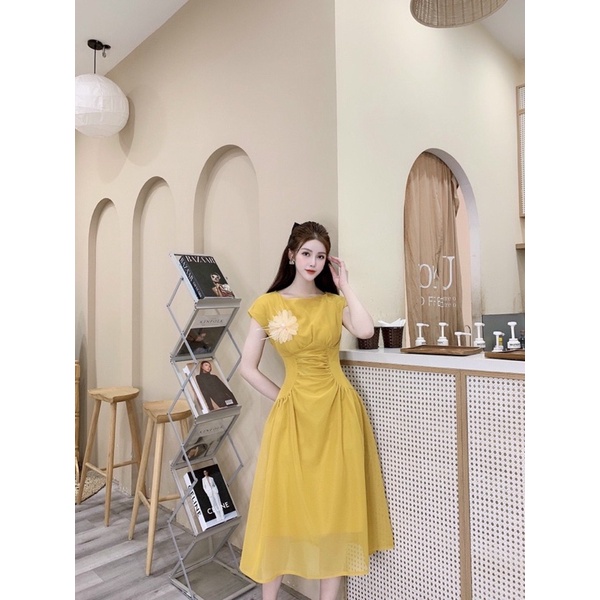 Váy lưới đan eo Kèm hoa siêu xinh