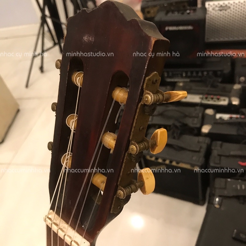 Đàn Guitar Classic Nhật Terada 400 #C08 đã qua sử dụng . Đàn Nylon Nhật đã qua sử dụng, cần thẳng, âm thanh hay