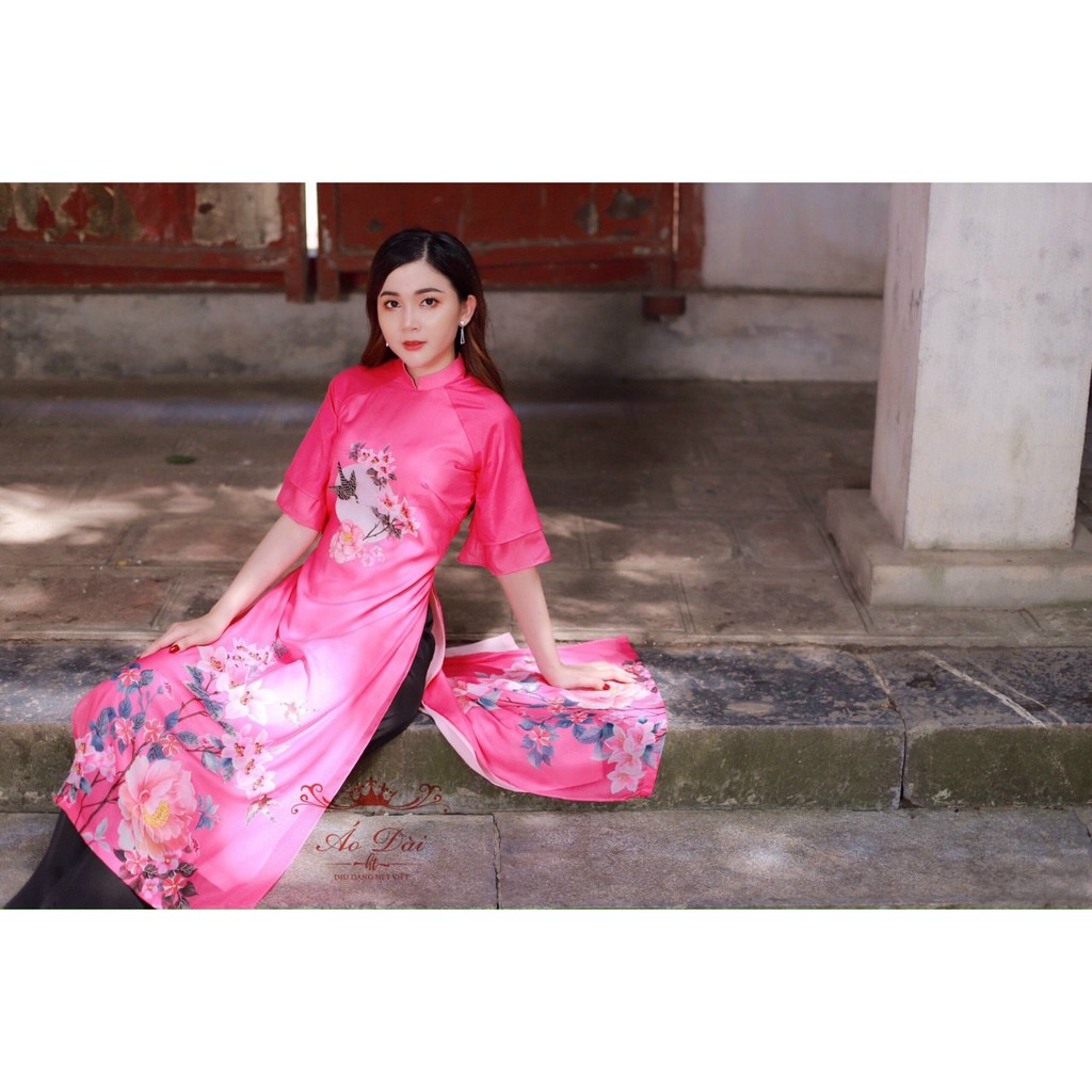 Áo dài cách tân  tay kép kết đính