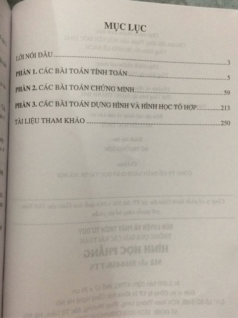 Sách - Rèn luyện và Phát triển tư duy thông qua giải các bài toán Hình học phẳng