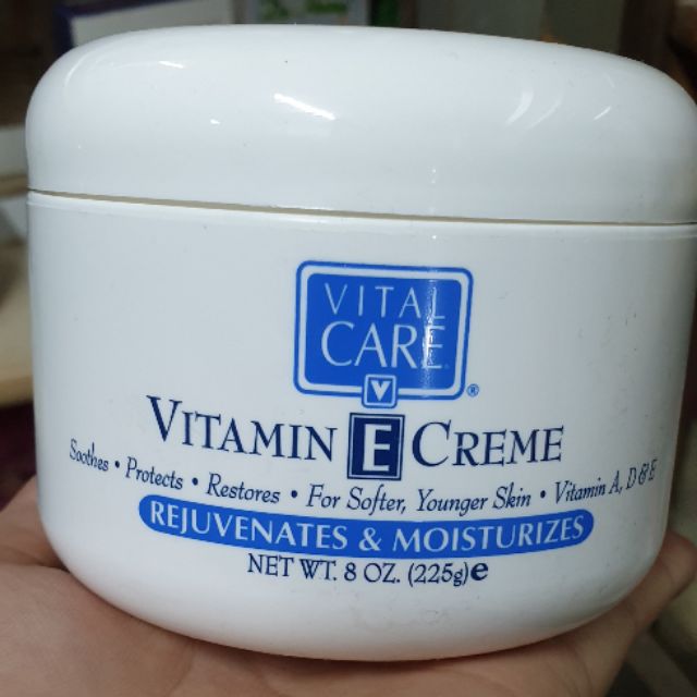 Kem dưỡng ẩm vitamin E creme
