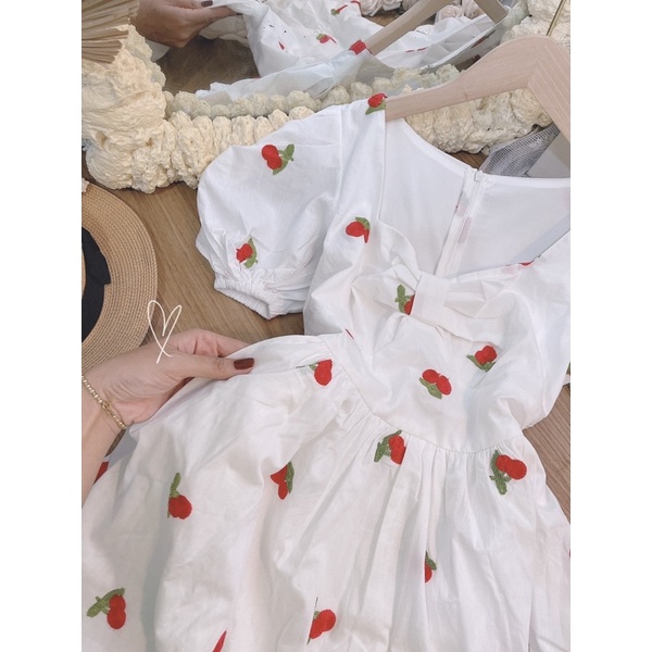 ĐẦM CHERRY ĐỎ NƠ NGỰC MIDI PHỒNG XOÈ