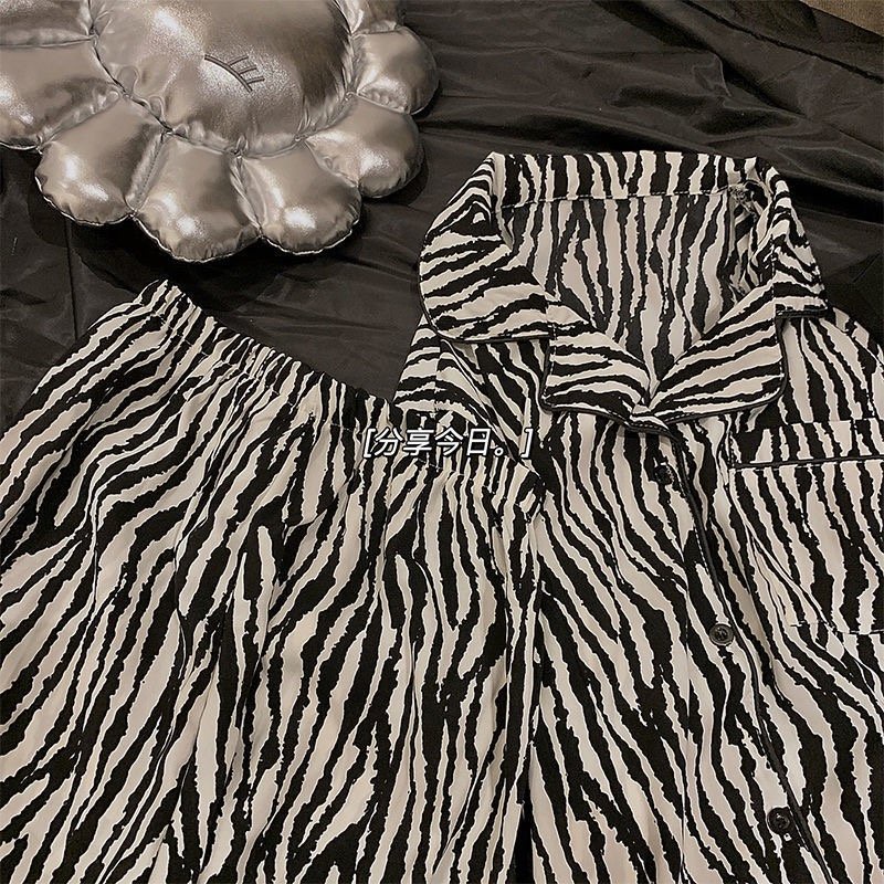 Bộ đồ ngủ nữ mùa đông áo - quần dài, ngắn tay - chân , pijama mặc nhà ngựa vằn dễ thương iBra's store
