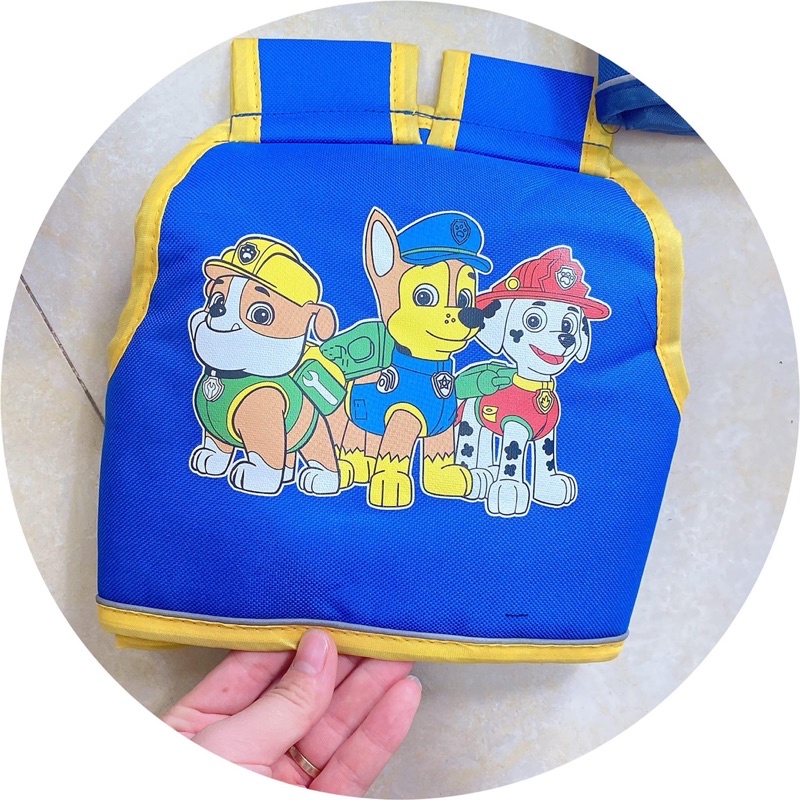 Đai đi xe máy cho bé