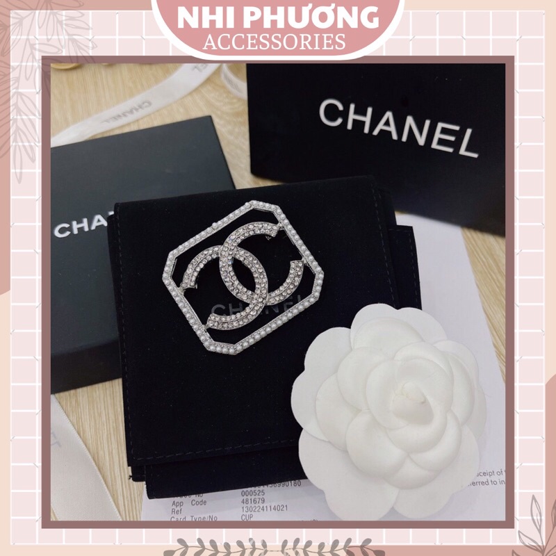 Tag cài áo chanel, lv, mẫu mới năm 2021