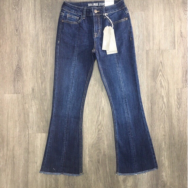 Quần bò ống loe