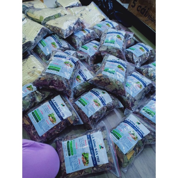 Lá xông sản phụ