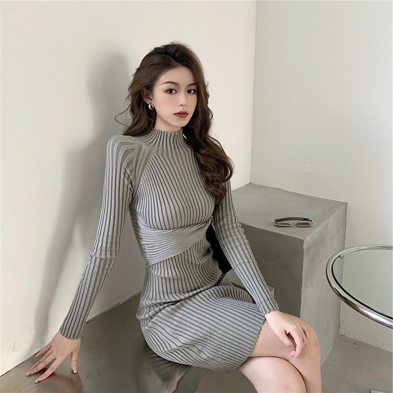 Đầm Sweater Cổ Cao Dáng Dài Thiết Kế Mới Quyến Rũ Thời Trang Dành Cho Mùa Thu Đông