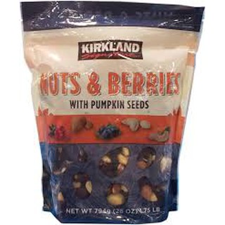 Hạt tổng hợp Kirkland Signature Nuts & Berries With Pumpkin Seeds 794g