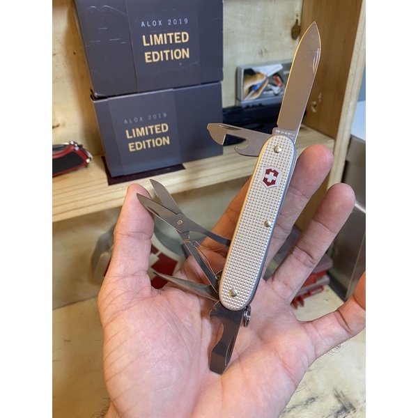 Victorinox Pioneer X Alox 93mm màu Bạc , Hàng New - Dụng cụ đa năng