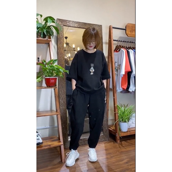 Bộ thể thao Unisex, Bộ Thể Thao Nam Nữ Hình Thỏ Màu Đen Chất Liệu Vải Thun Cotton 100% - Dáng Thể Thao Cá Tính
