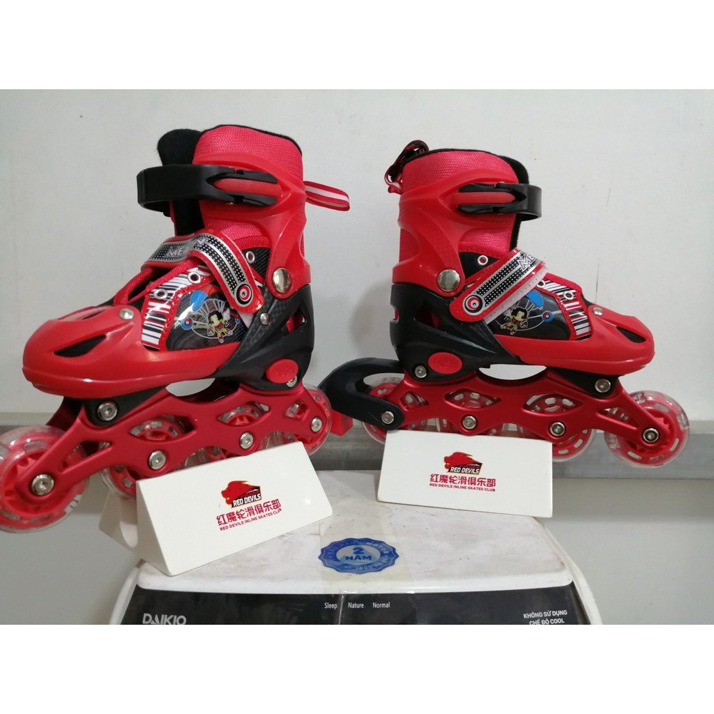 Giày trượt patin thể thao MEASIN KHUYẾN MẠI tặng bảo hộ cho bé (Màu xanh, Màu Đỏ, Màu hồng)