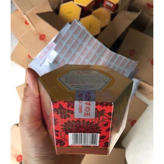 Kem vua khử nám tàn nhang (nhật bản)