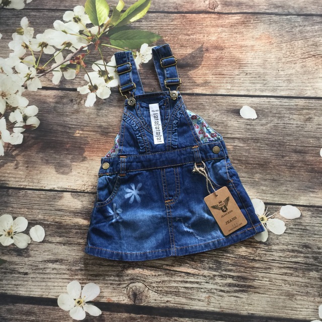 YẾM JEANS BÉ GÁI CUTE