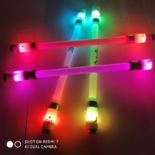 (BQ-19) Bút quay nghệ thuật đổi 7 màu led.