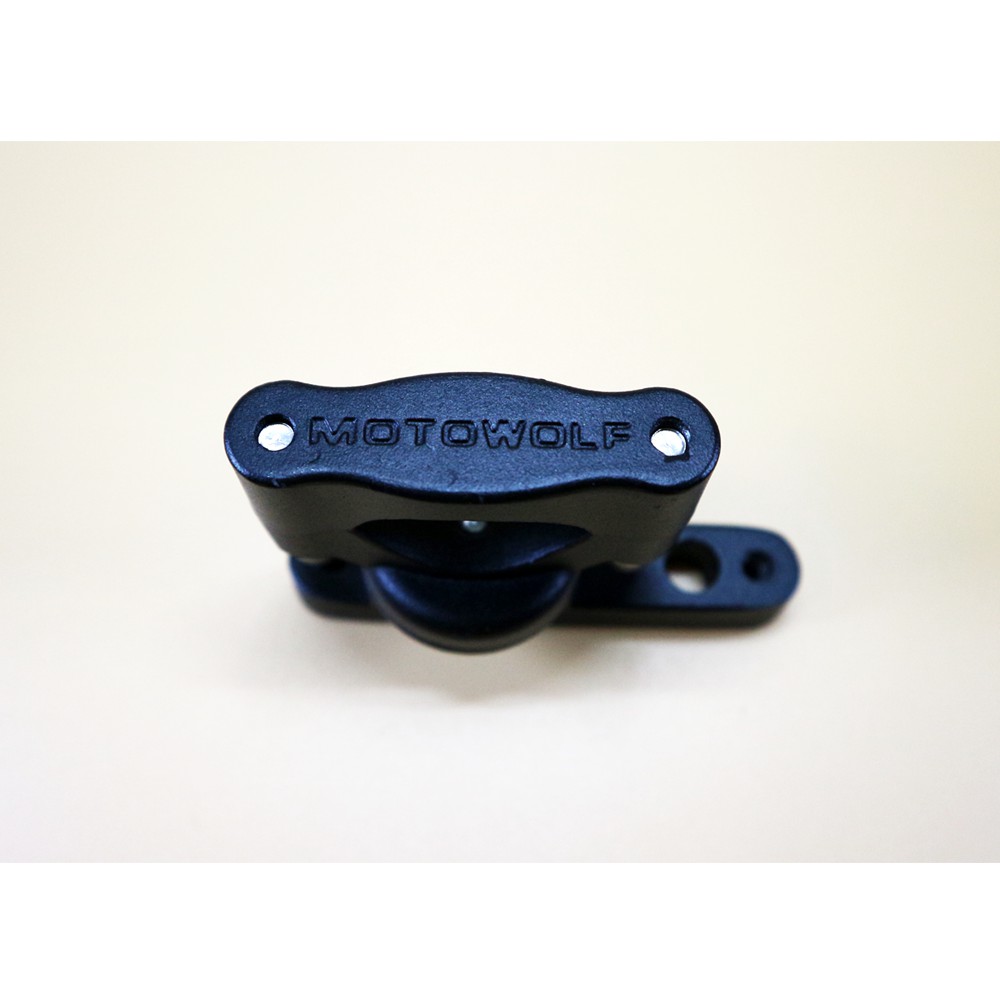 PAT LẮP ĐÈN TRỢ SÁNG MOTOWOLF