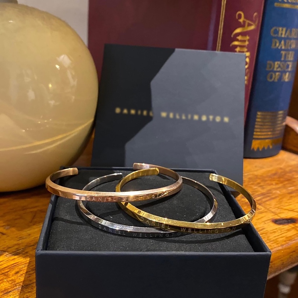 Vòng Tay Nam Nữ D W Classic Cuff unisex Fullbox-Khắc tên theo yêu cầu