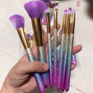 Bộ cọ trang điểm cầu vồng 7 cây