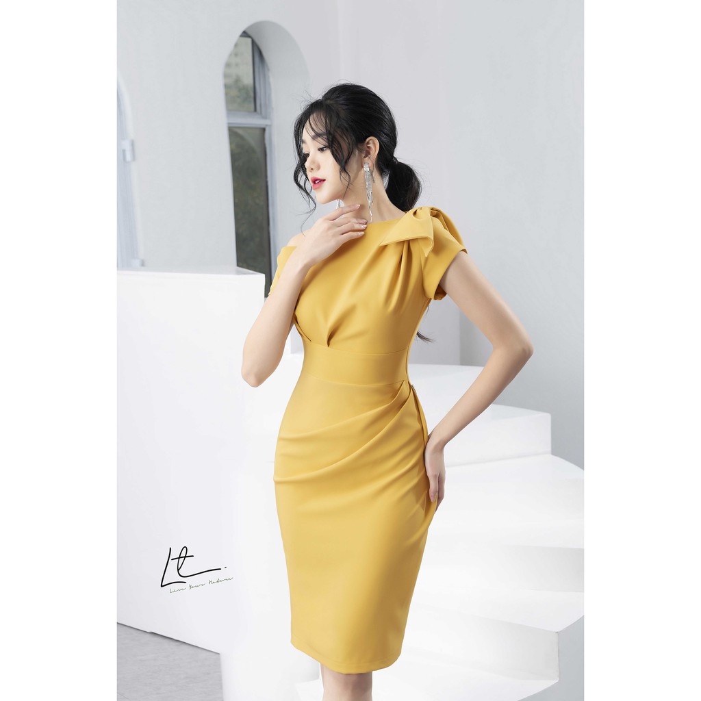 Đầm ôm xếp nơ vai Lyntran Design váy lệch vai, ly chéo dịu dàng, chất mềm mại, mát
