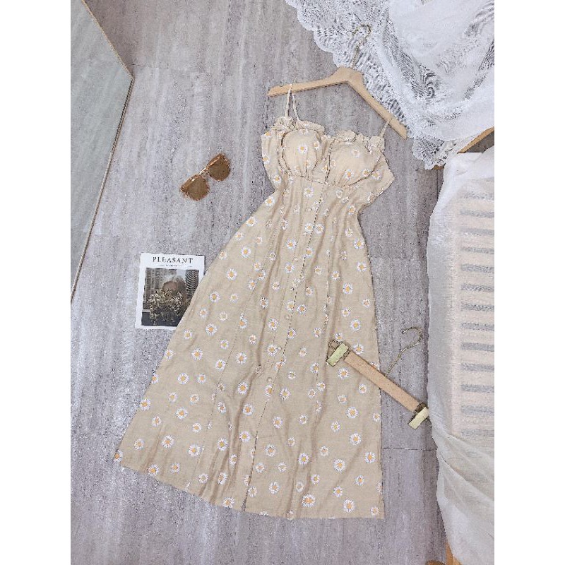 Maxi linen hoa cúc 2 dây, ngực lót bra, nhíu ply | BigBuy360 - bigbuy360.vn