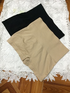 Quần Đùi Gen Bụng Mặc Trong Váy