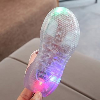 Giày thể thao cho bé đế gắn đèn LED