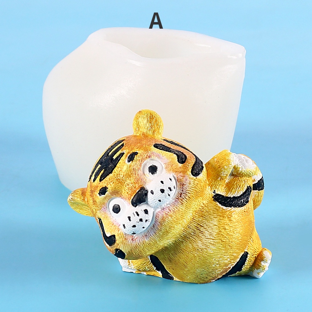 Khuôn Silicon Làm Kẹo Đường / Sô Cô La Hình Chú Hổ Dễ Thương