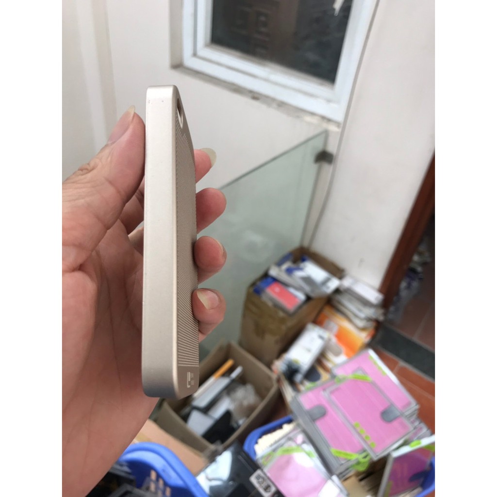 ỐP lưng lưới tản nhiệt loopee IPhone 4 4s - Huco Việt Nam