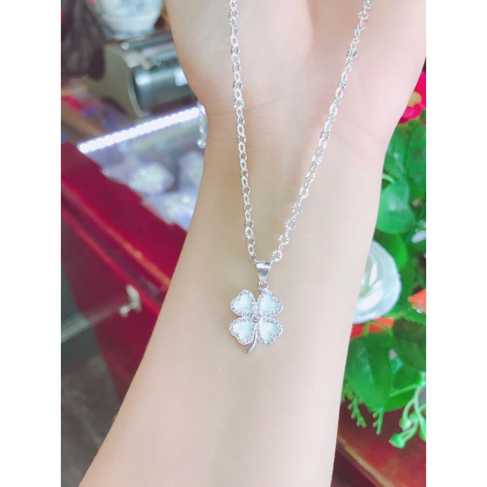 Dây chuyền cỏ 4 lá trắng
