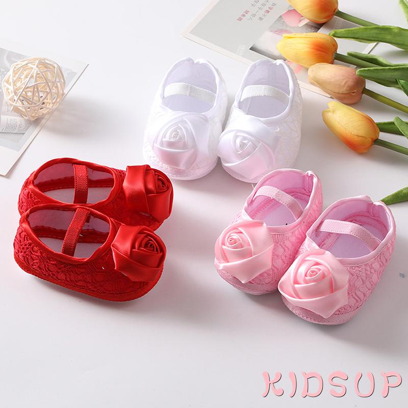 Set 1 Đôi Giày Đế Mềm + Băng Đô Hoa Hồng Dành Cho Bé Gái