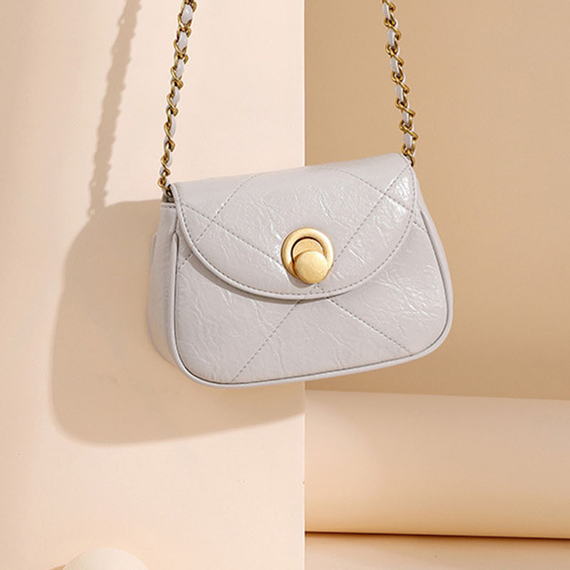 Túi đeo chéo IELGY phối dây xích thời trang thanh lịch dành cho nữ