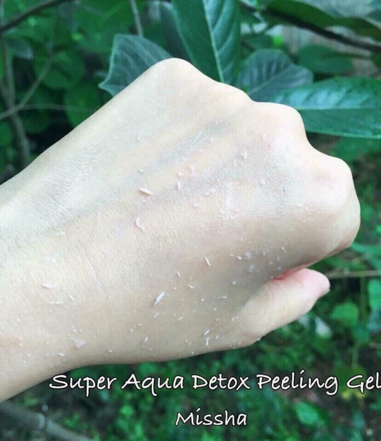 Tẩy da chết Missha Super Aqua D-tox Peeling Gel