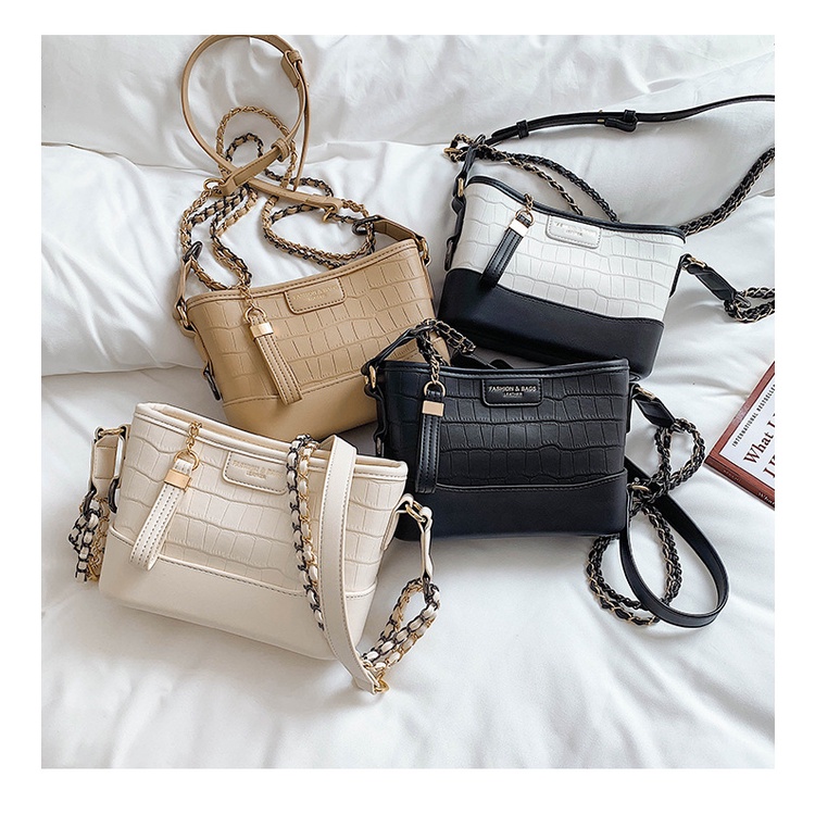 ( SẴN) Túi Đeo Chéo Dây Xích Lingge Túi Đeo Vai Nữ Hót 2022 Màu Sắc Trẻ Trung Sang Trọng B024