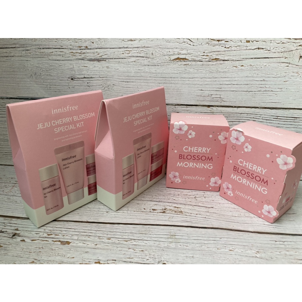 Bộ dưỡng da hoa anh đào mini Innisfree Jeju Cherry Blossom Kit